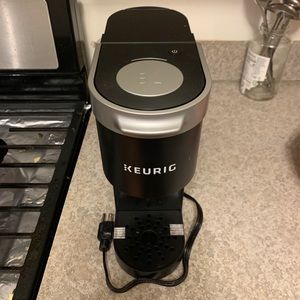 KEURIG K-MINI Single Serve Coffee Maker